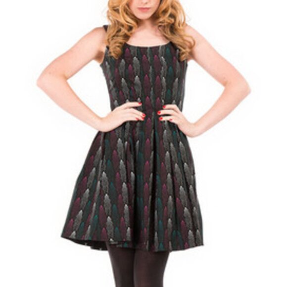 NWT Nooworks Small Sweet Pleats Comet Print dress - Picture 1 of 7